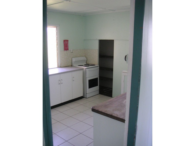 3 George St, Bowen QLD 4805