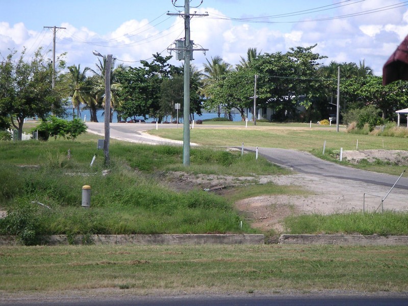 76 Dalrymple St, Bowen QLD 4805