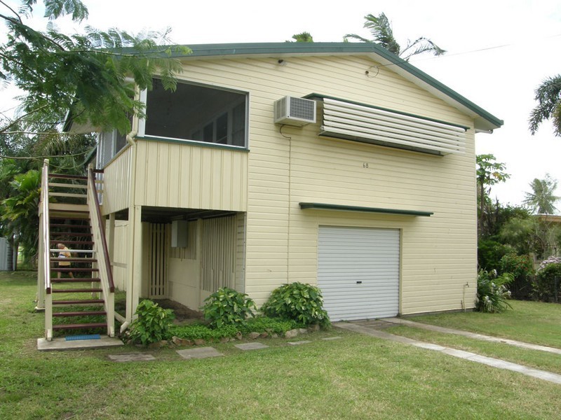 68 Tollington Rd, Bowen QLD 4805