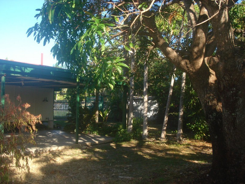 1 MURRAY AVENUE, Bowen QLD 4805