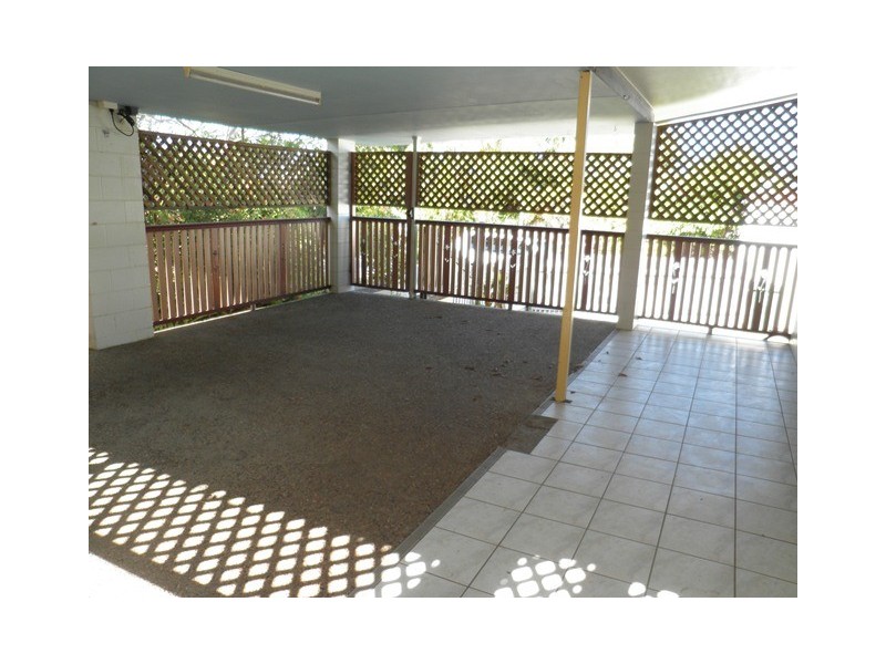 7 Bull Crescent, Bowen QLD 4805