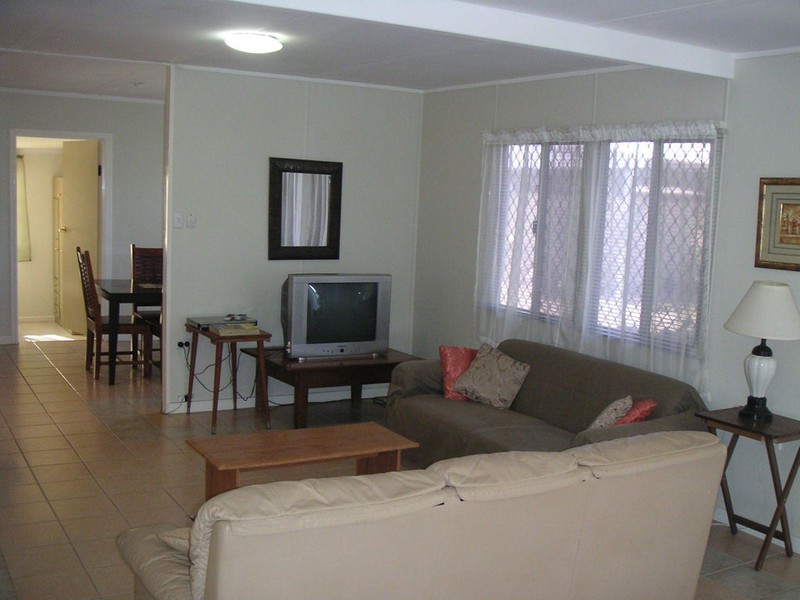 30 Seventh Ave, Collinsville QLD 4804