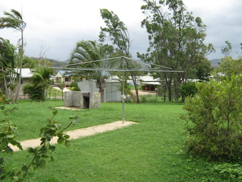 11 Parkinson St, Collinsville QLD 4804