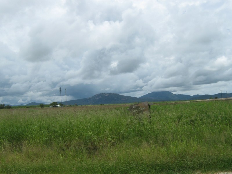 266 Collinsville Rd, Bowen QLD 4805