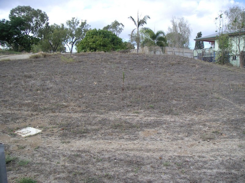 9 Walker St, Collinsville QLD 4804