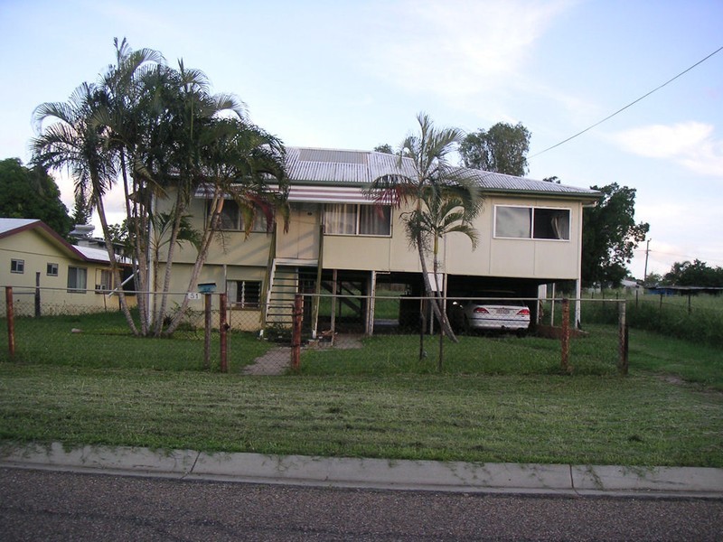 51 Fifth Ave, Collinsville QLD 4804