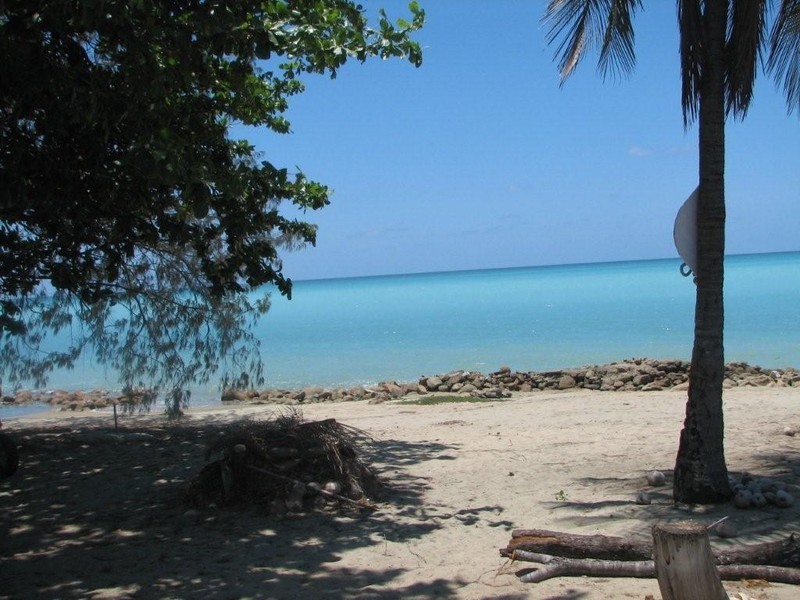 66 Horseshoe Bay Rd, Bowen QLD 4805