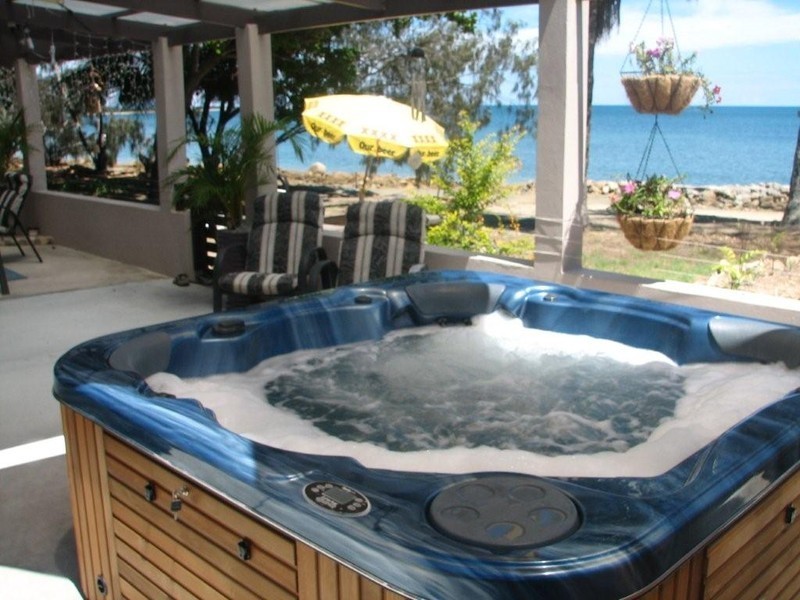 66 Horseshoe Bay Rd, Bowen QLD 4805