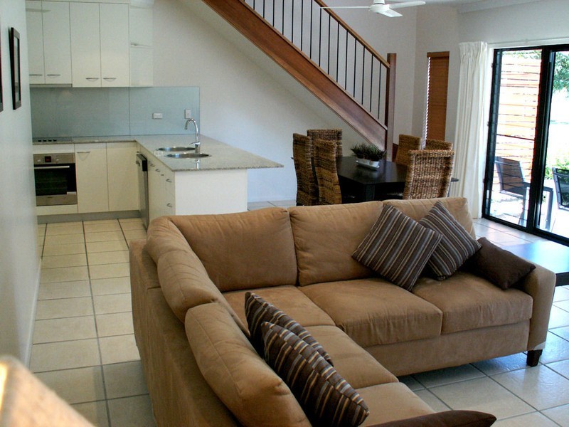 1/87A Horseshoe Bay Rd, Bowen QLD 4805