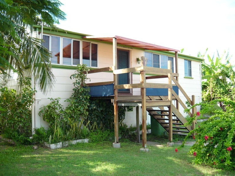 76 Dalrymple St, Bowen QLD 4805