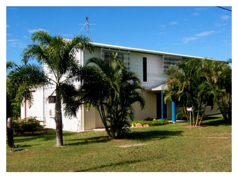 44 Mitchell St, Bowen QLD 4805