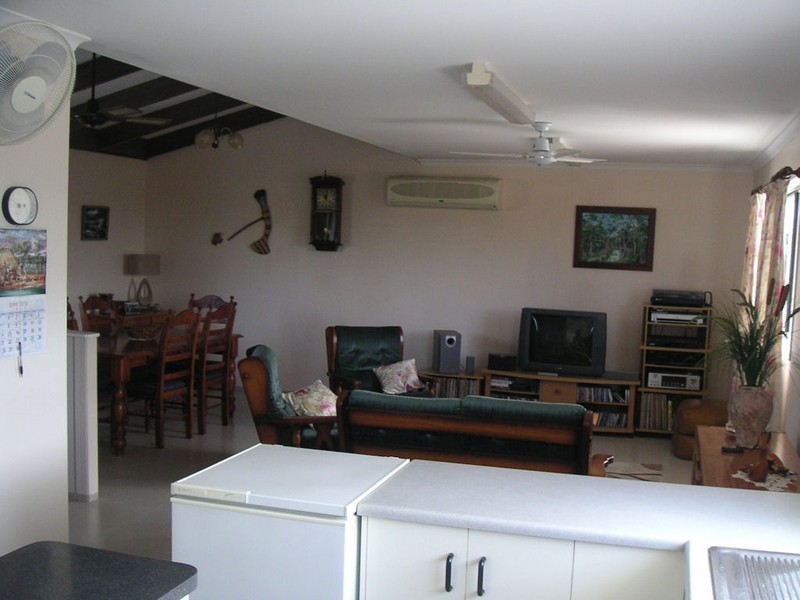 44 Mitchell St, Bowen QLD 4805