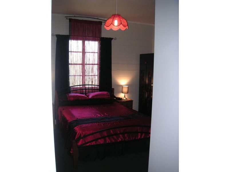 25 Leichhardt St, Bowen QLD 4805