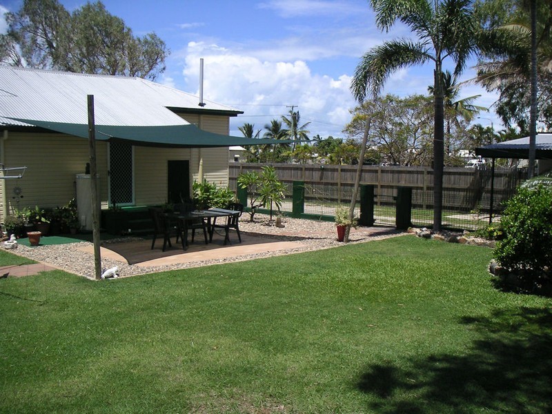 25 Leichhardt St, Bowen QLD 4805