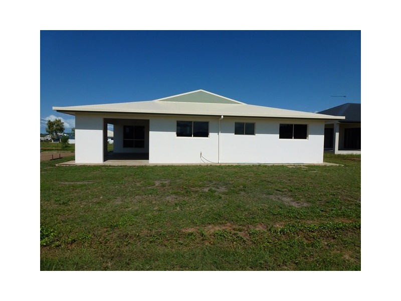 6 COOLIBAH PLACE, Bowen QLD 4805