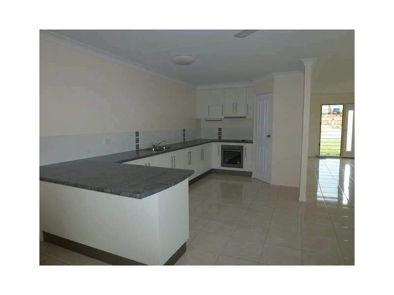 14 SILK ROAD, Bowen QLD 4805