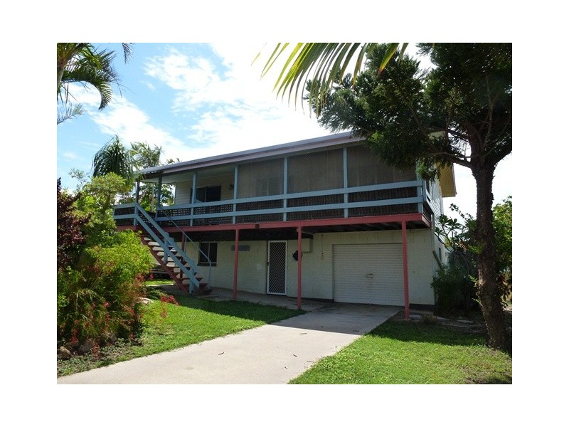 75a Livingstone Street, Bowen QLD 4805
