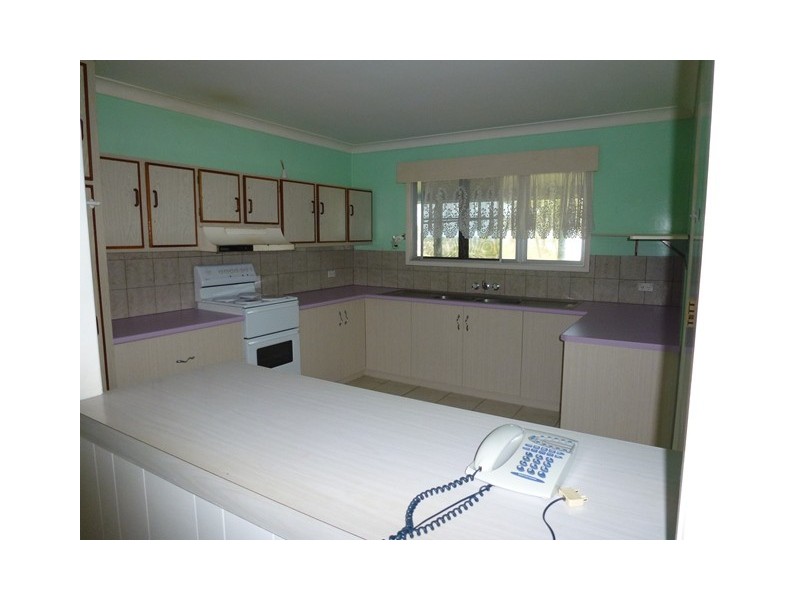 75a Livingstone Street, Bowen QLD 4805