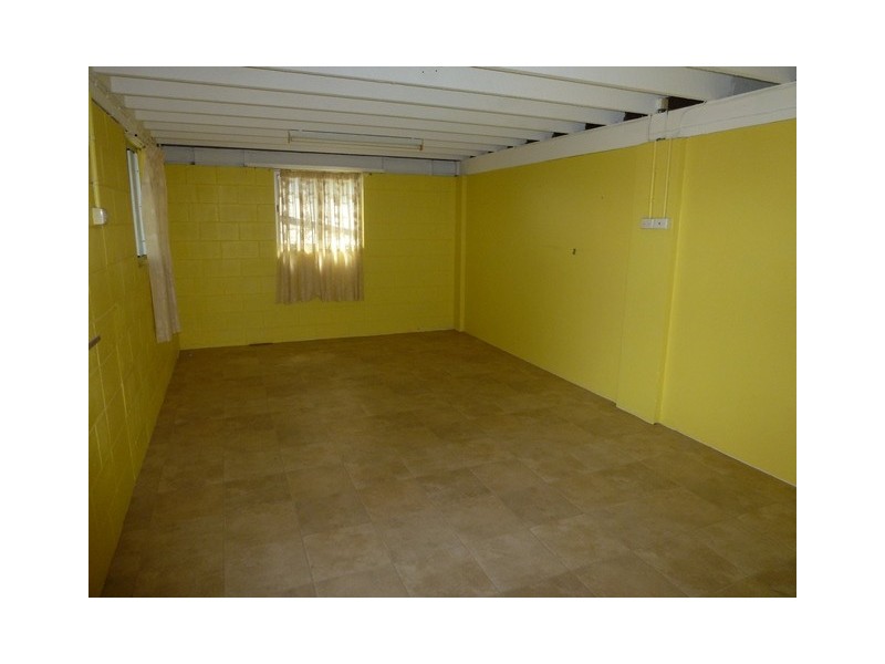 75a Livingstone Street, Bowen QLD 4805