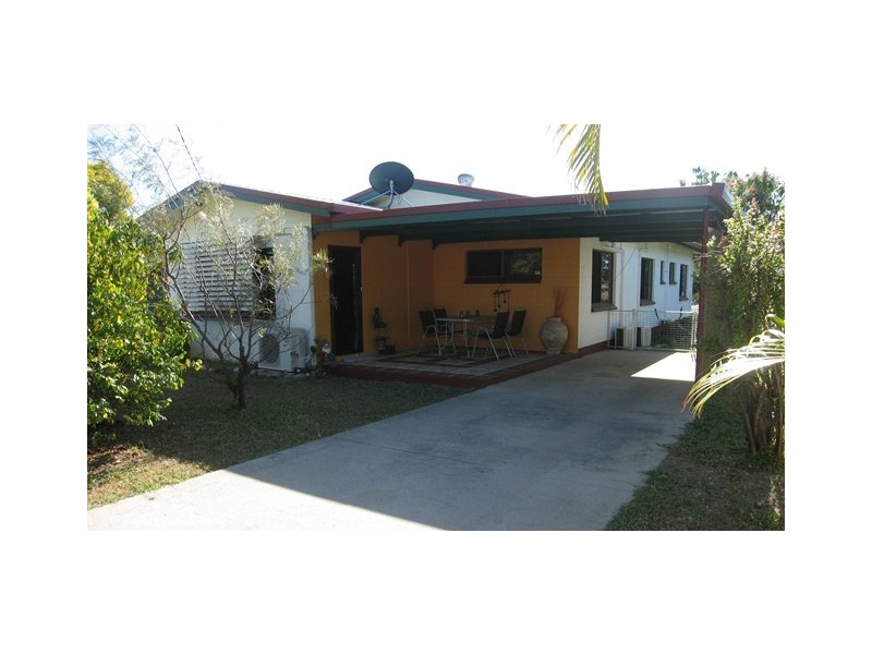 8 Korah Street, Bowen QLD 4805