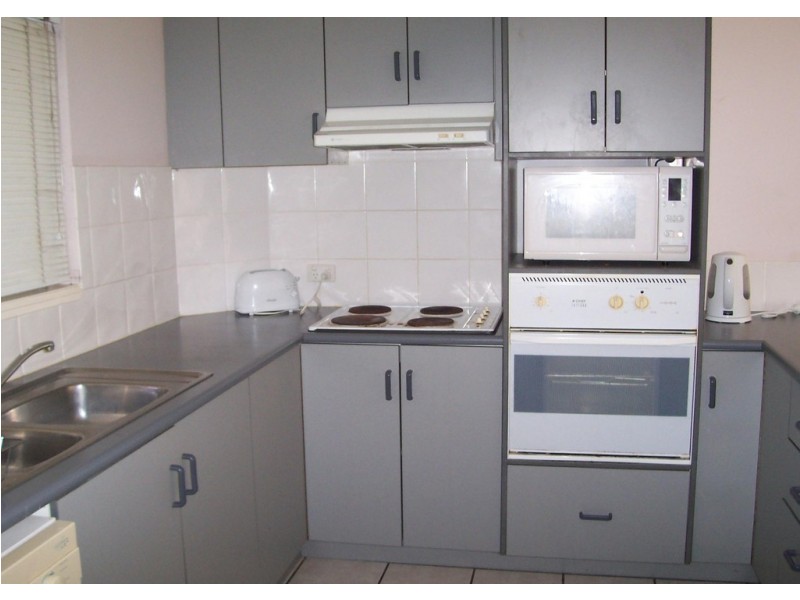 13/24 Pandanus Drive, Cannonvale QLD 4802