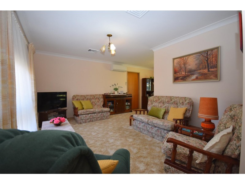 4/3 Brodie Close, Bomaderry NSW 2541