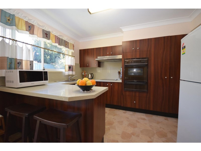 4/3 Brodie Close, Bomaderry NSW 2541
