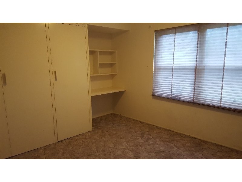 4 Dryden Close, Nowra NSW 2541