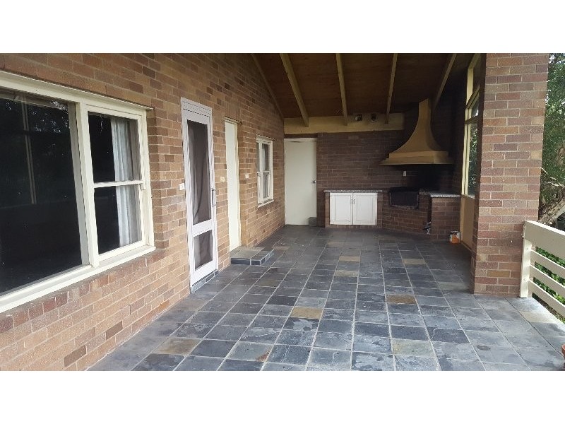 4 Dryden Close, Nowra NSW 2541