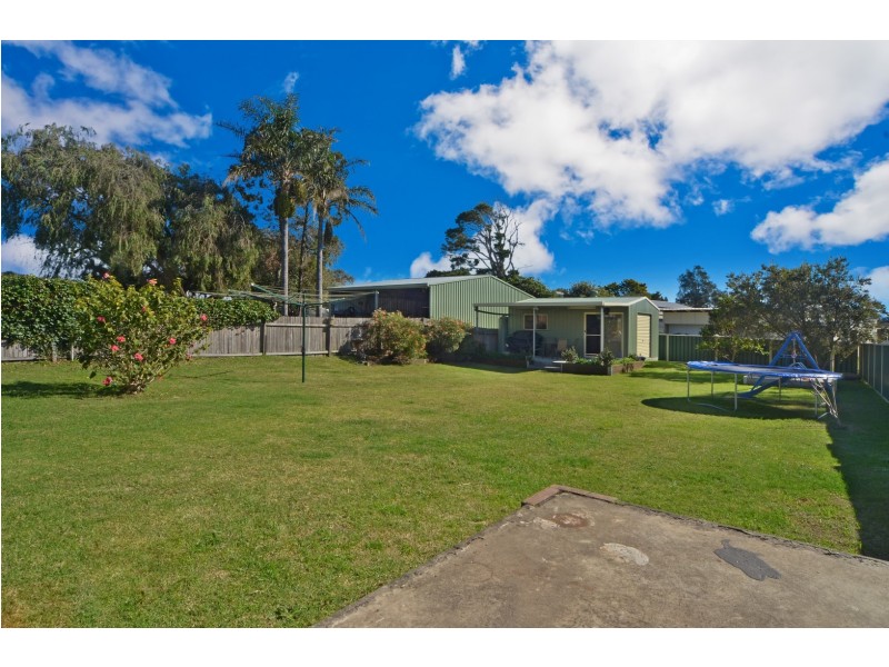 27 Comarong Street, Greenwell Point NSW 2540
