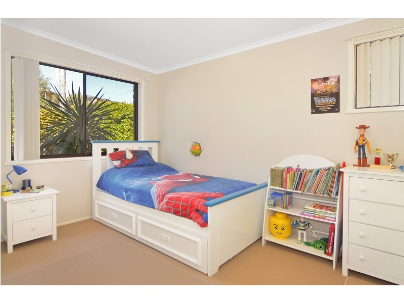 27 Comarong Street, Greenwell Point NSW 2540