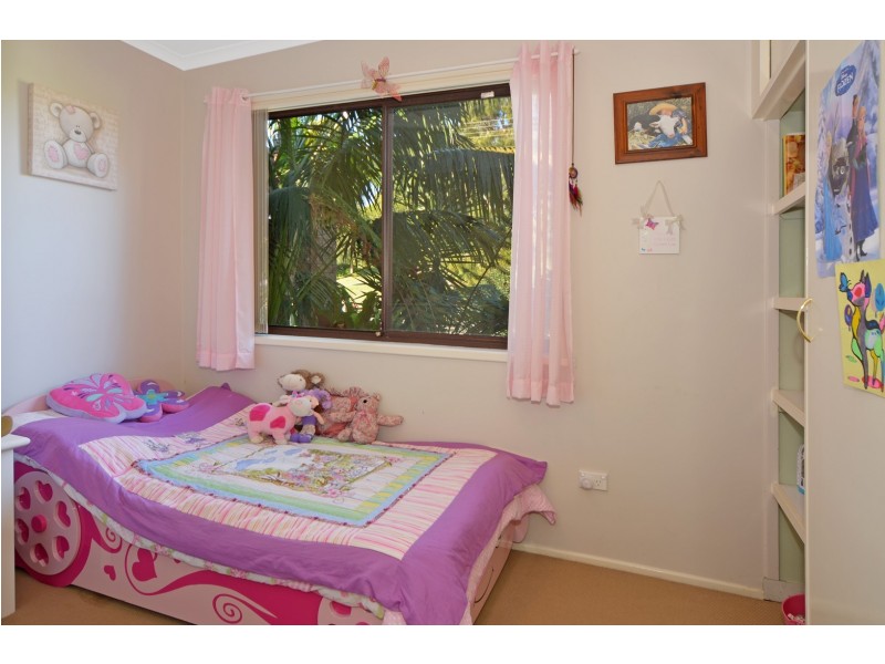 27 Comarong Street, Greenwell Point NSW 2540