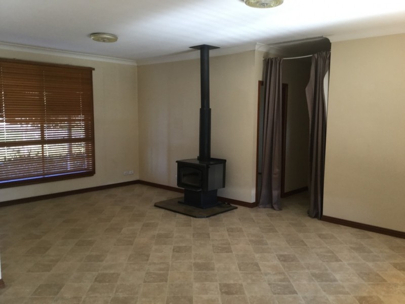 264B Princes Highway, Meroo Meadow NSW 2540