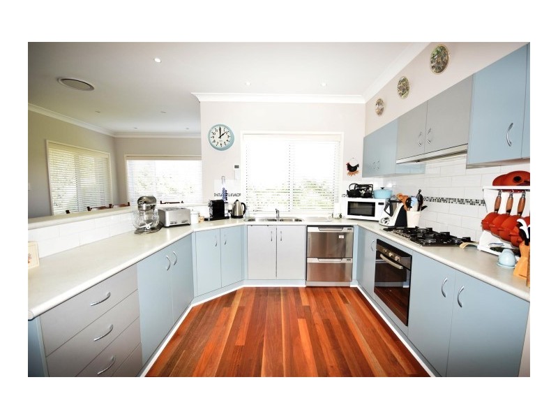 29 Bluewattle Road, Worrigee NSW 2540