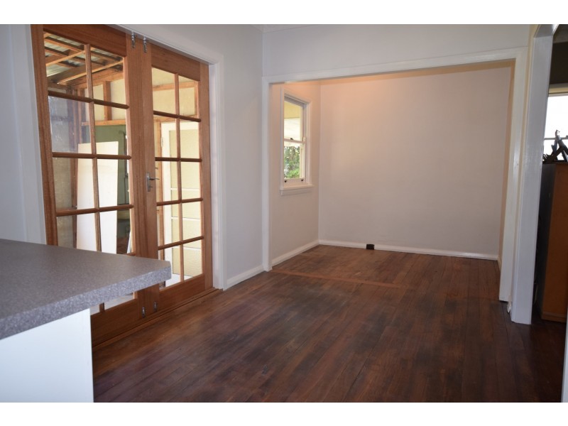 23 Tanang Street, Bomaderry NSW 2541