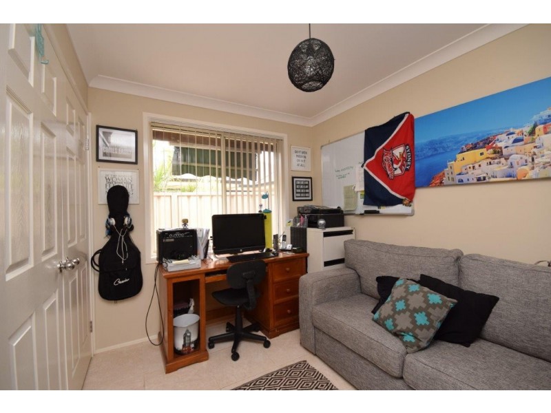 19 Lacebark Grove, Worrigee NSW 2540