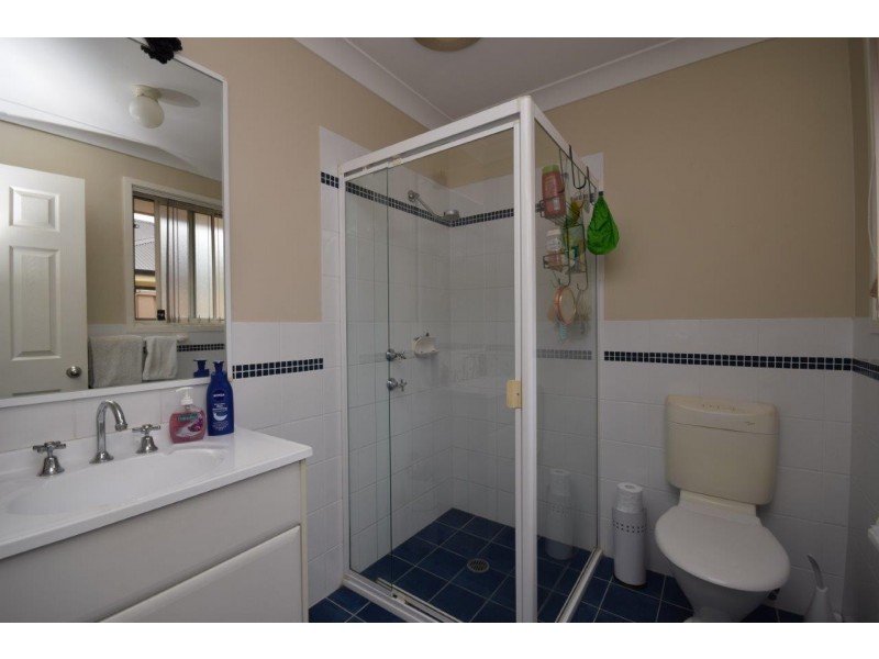 19 Lacebark Grove, Worrigee NSW 2540