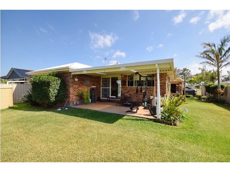 19 Lacebark Grove, Worrigee NSW 2540