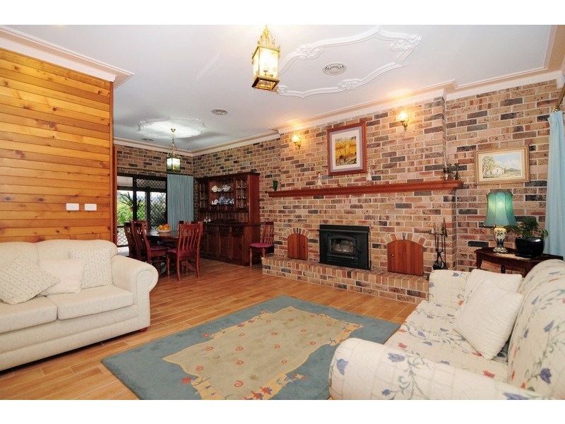 20 Woorin Close, Bomaderry NSW 2541