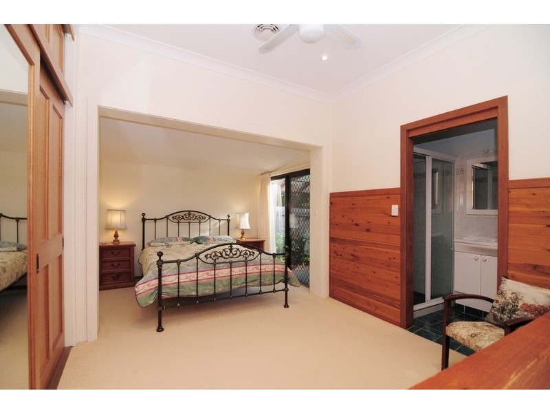 20 Woorin Close, Bomaderry NSW 2541