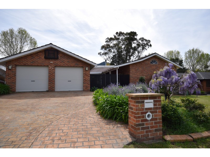11 Evison Close, Cambewarra NSW 2540