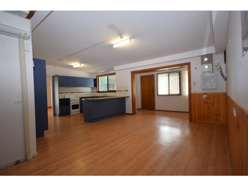 36 Park Road, Nowra NSW 2541