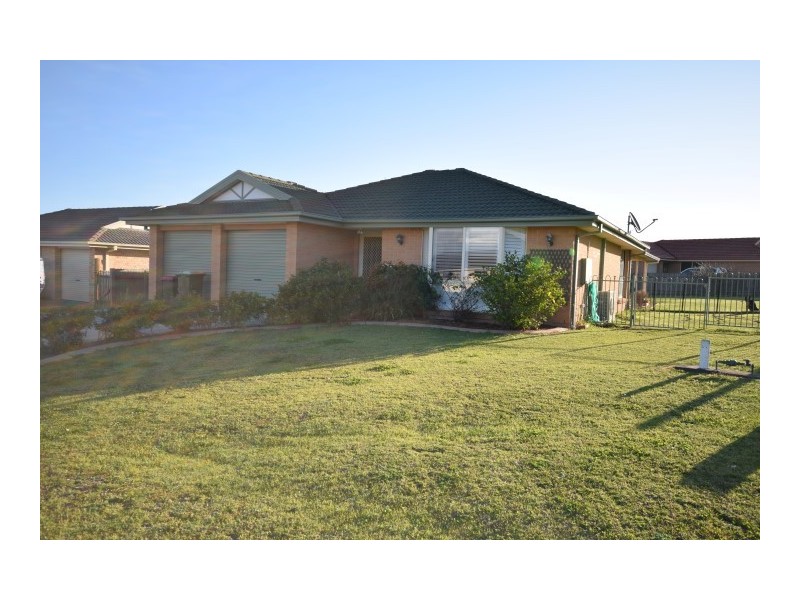 2 Eucalyptus Avenue, Worrigee NSW 2540