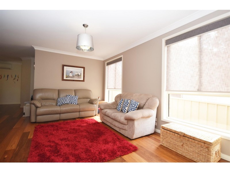 95B Jasmine Drive, Bomaderry NSW 2541