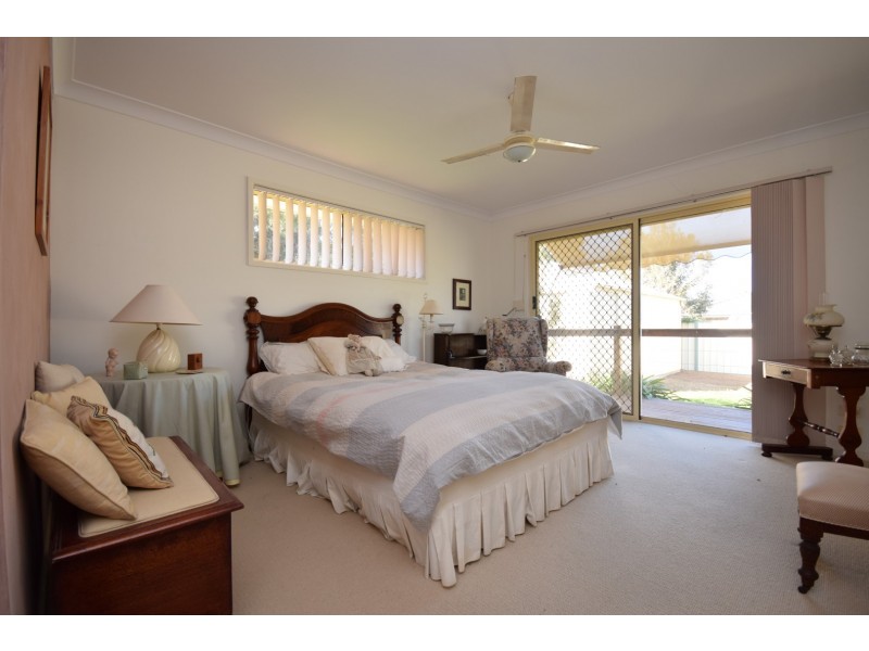 26 Balmaringa Avenue, North Nowra NSW 2541