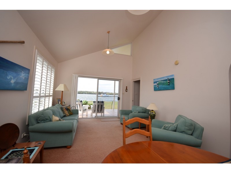 51 Adelaide Street, Greenwell Point NSW 2540