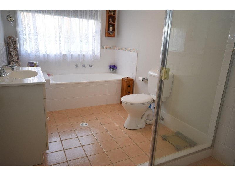 37 Clipper Road, Nowra NSW 2541