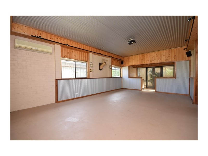 453 Illaroo Road, Bangalee NSW 2541