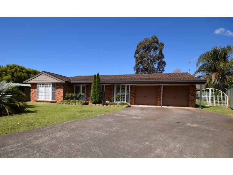 9 Wilari Close, Bomaderry NSW 2541