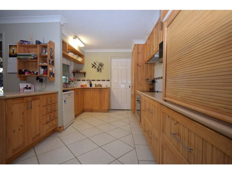 9 Wilari Close, Bomaderry NSW 2541